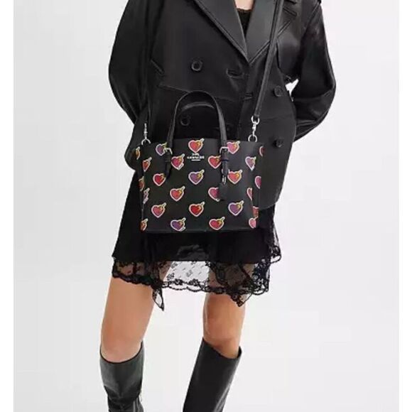 🆕🔥NWT! Coach Mollie Tote Bag 25 Heart Bolt Print Msrp: $378.00 - Picture 3 of 7